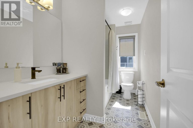 28403302/814-bascule-place/btwn-franktown-rd-fallowfield-rd/ottawa/ontario/K0A2Z0_19