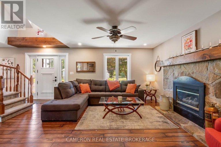 28597811/18231-oak-drive/south-glengarry-charlottenburgh-twp/south-glengarry/ontario/K0C2J0_5