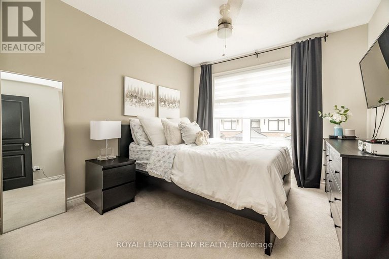 28349259/80-stockholm-private/riverside-southgloucester-glen/ottawa/ontario/K4M0G9_35