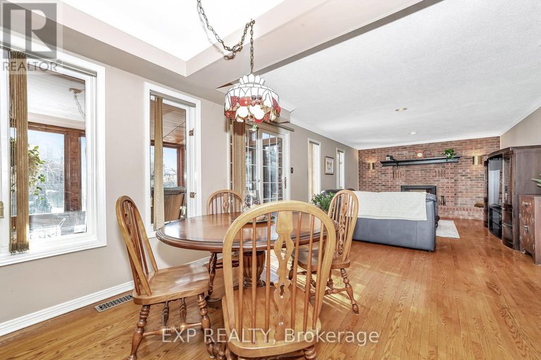 28592981/1309-plante-drive/hunt-clubwestern-community/ottawa/ontario/K1V9Z8_15