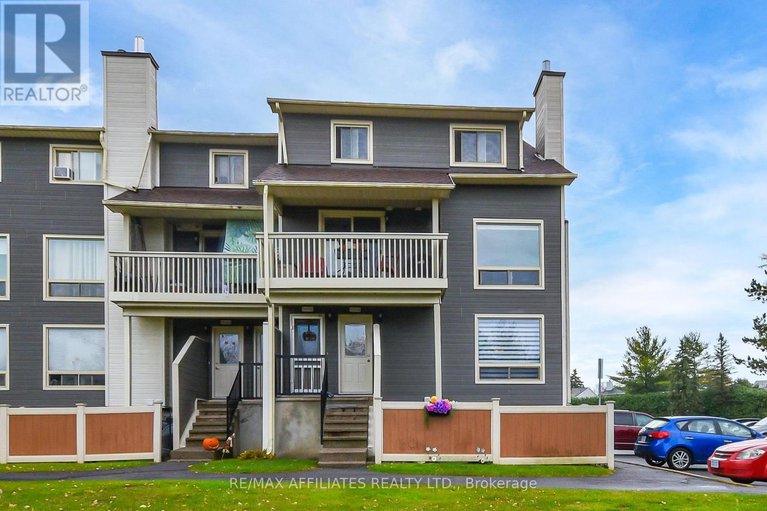 29021969/87a-758-st-andre-drive/hiawatha-parkconvent-glen/ottawa/ontario/K1C4S6_1