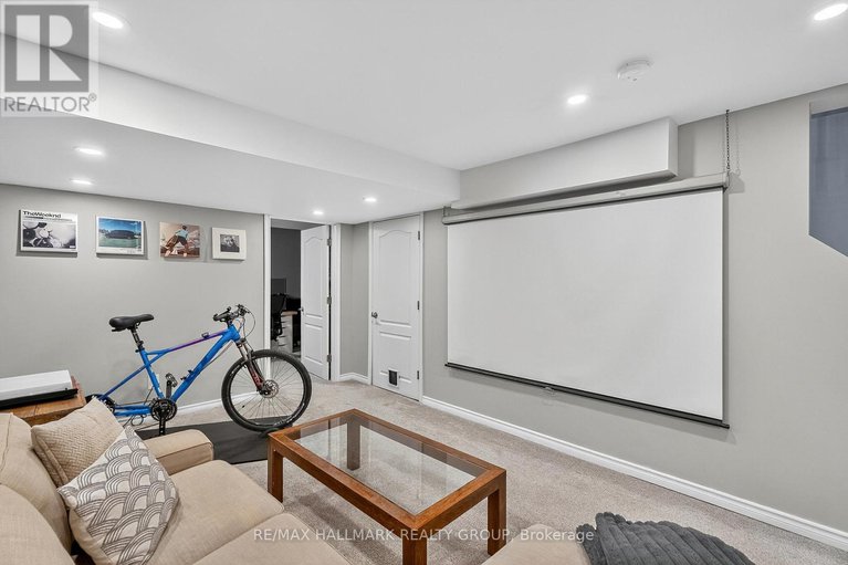 28861580/124-lily-pond-street/emerald-meadowstrailwest/ottawa/ontario/K2M0J3_35