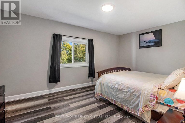 28911965/802-chapman-street/town-of-rockland/clarence-rockland/ontario/K4K1E6_11
