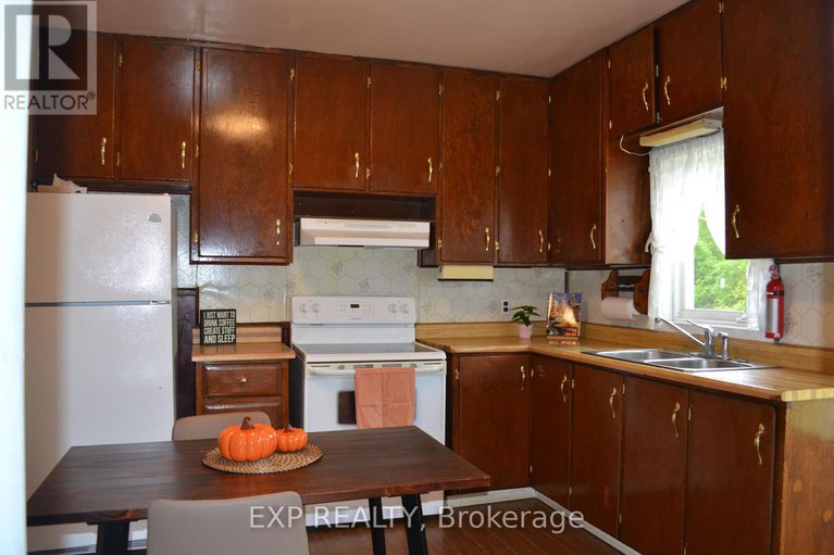28835803/1650-eady-road/horton-twp/horton/ontario/K7V3Z8_10