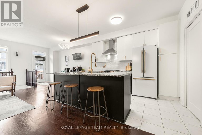 29186471/544-rioja-street/emerald-meadowstrailwest/ottawa/ontario/K2S0V8_12