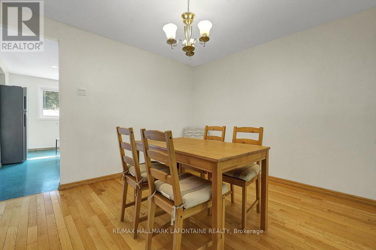29000781/28-2-bertona-street/manordale/ottawa/ontario/K2G0W2_13