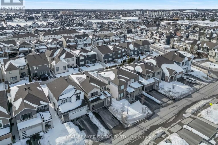 29417317/642-continental-avenue/emerald-meadowstrailwest/ottawa/ontario/K2S1B6_40