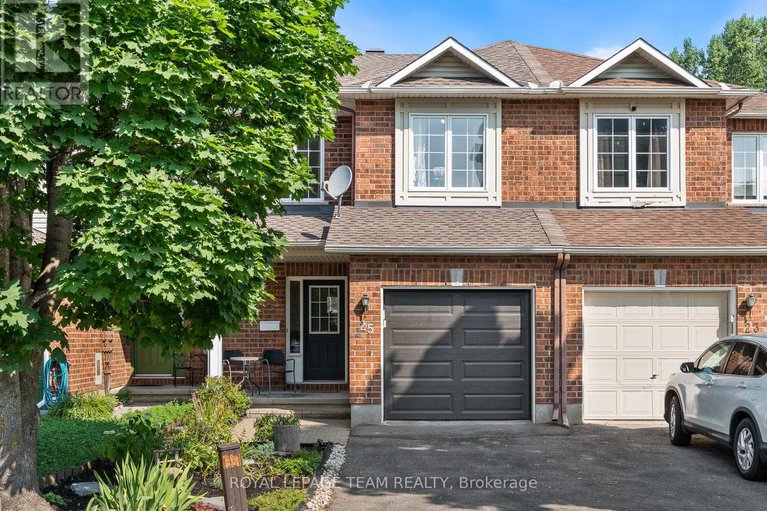 28805866/25-inverkip-avenue/hunt-club-parkgreenboro/ottawa/ontario/K1T4B7_1