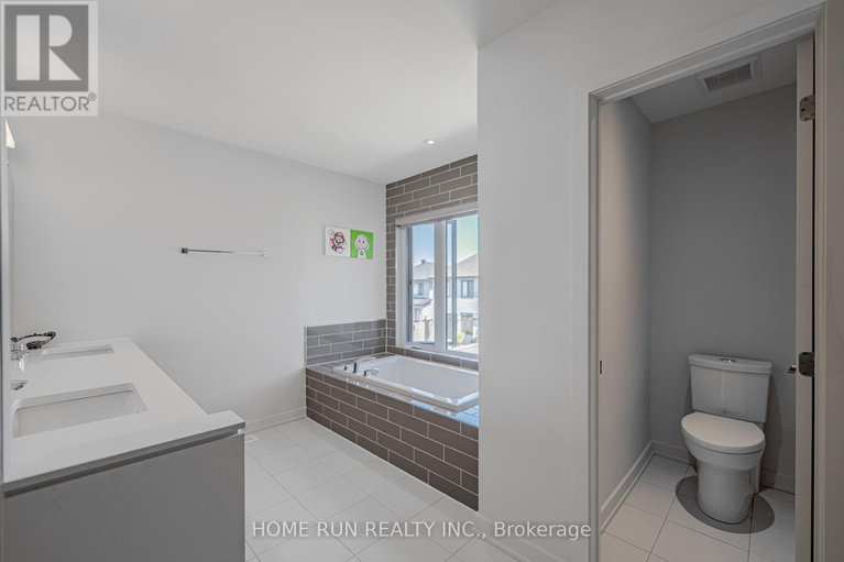 29069528/899-ralph-hennessy-avenue/riverside-southgloucester-glen/ottawa/ontario/K1X0B1_36