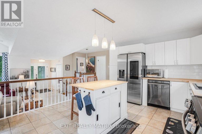 28358313/2140-bedard-street/champlain-twp/champlain/ontario/K6A2R2_10