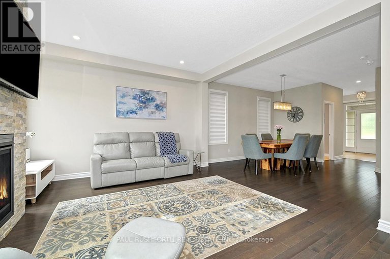 28409844/64-knockaderry-crescent/half-moon-bay/ottawa/ontario/K2J6G8_5