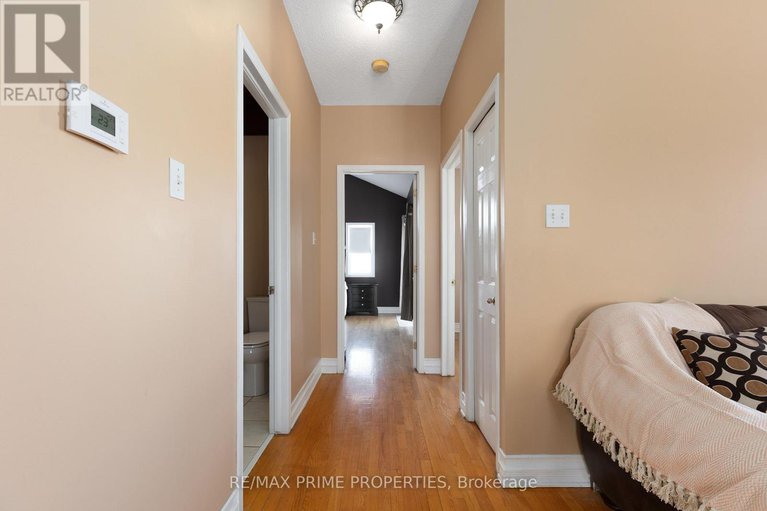 29367761/1567-rumford-drive/fallingbrookpineridge/ottawa/ontario/K4A4C1_18