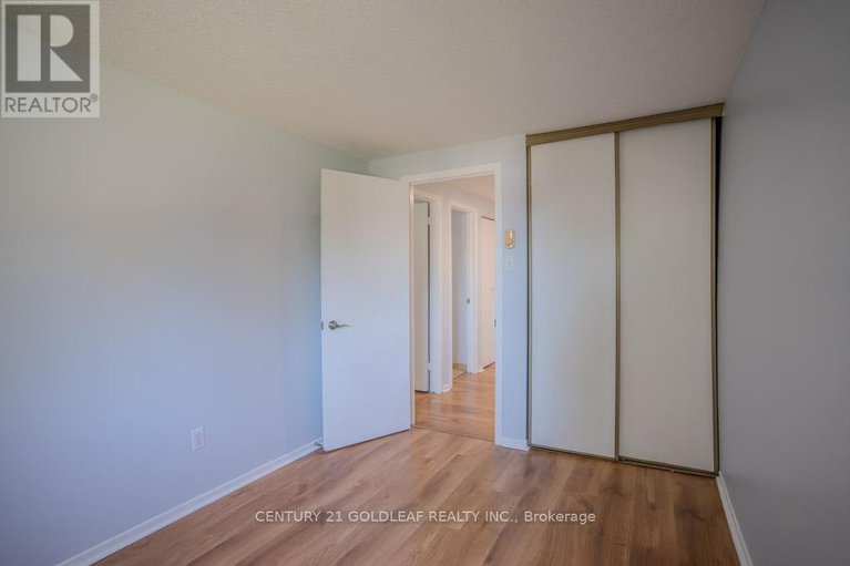 28529212/75-5-sonnet-crescent/westcliffe-estates/ottawa/ontario/K2H8W8_23