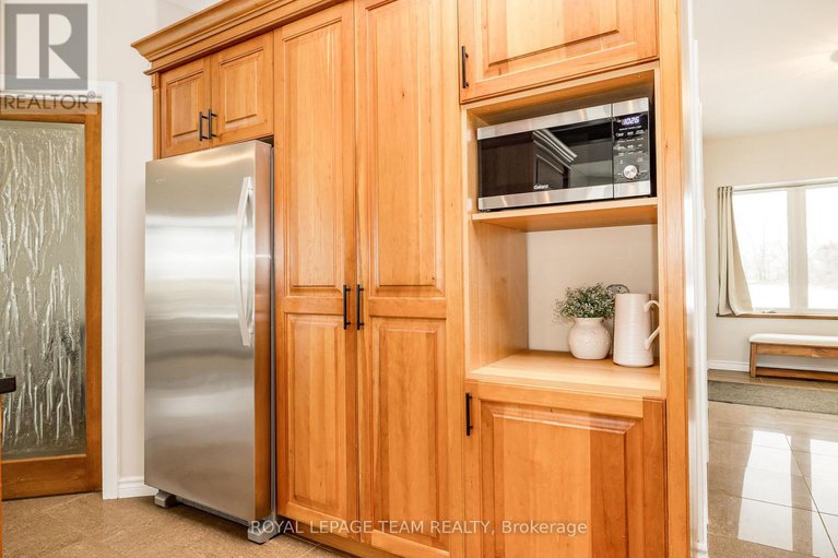 29102978/4128-county-7-road/south-dundas-williamsburgh-twp/south-dundas/ontario/K0C2H0_18