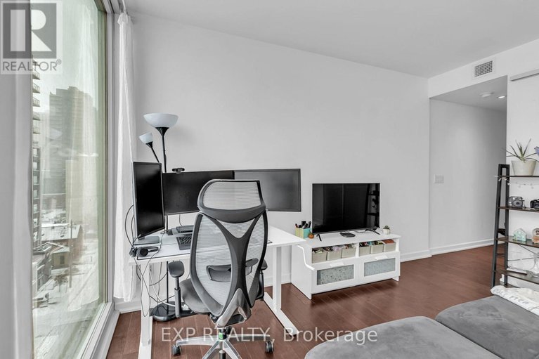 28563522/812-300-lisgar-street/ottawa-centre/ottawa/ontario/K2P0E2_13