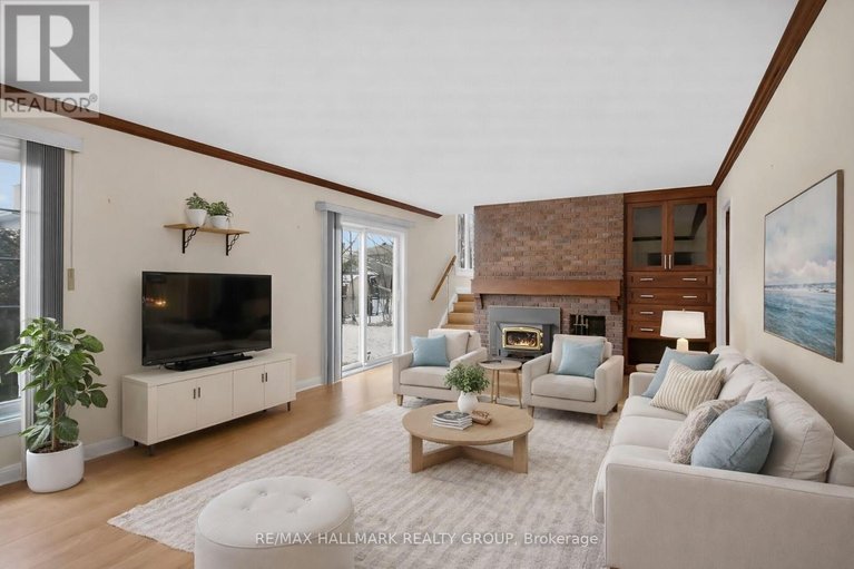 29582128/1050-plante-drive/hunt-clubwestern-community/ottawa/ontario/K1V9E6_21