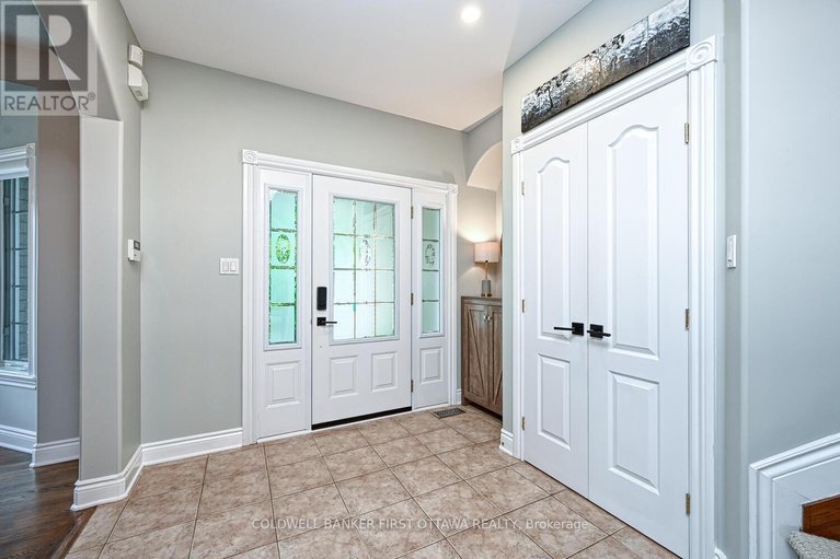 28556106/105-sirocco-crescent/stittsville-north/ottawa/ontario/K2S2C9_3