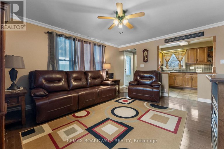 29353089/39-condie-street/smiths-falls/smiths-falls/ontario/K7A2T3_14