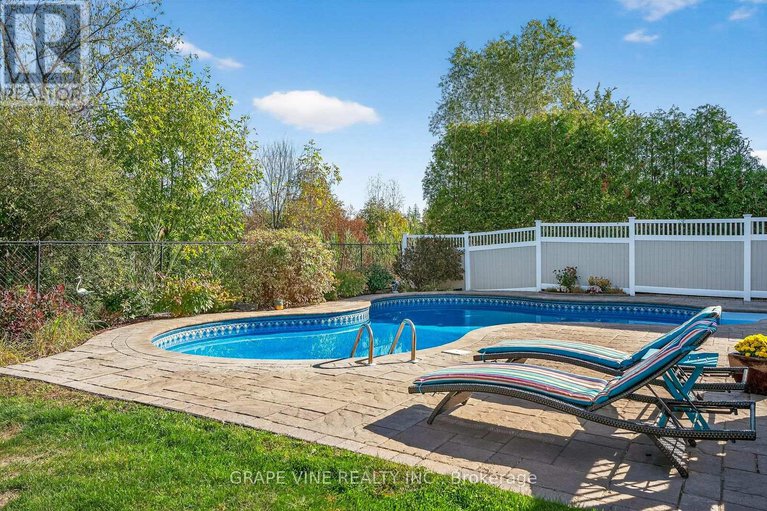 28877043/114-kimpton-drive/stittsville-north/ottawa/ontario/K2S0B9_39