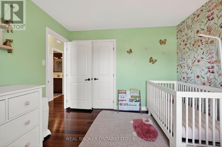 29670697/12-penny-lane/long-sault/south-stormont/ontario/K0C1P0_30