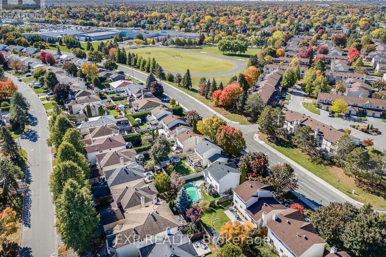 29412976/1601-bottriell-way/fallingbrookpineridge/ottawa/ontario/K4A1W5_38