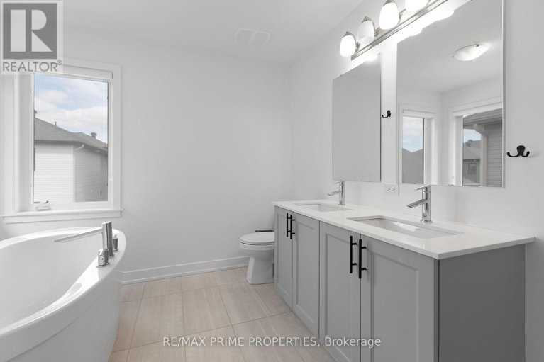 28408165/249-fountainhead-drive/mer-bleuebradley-estatesanderson-park/ottawa/ontario/K1W0H4_27
