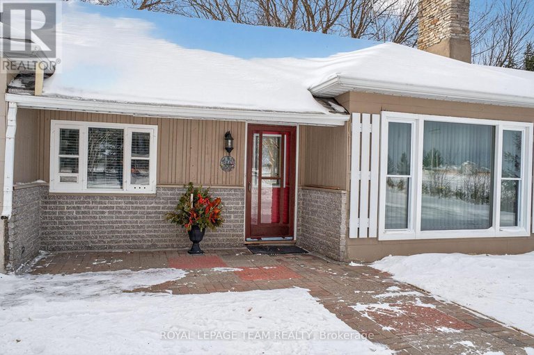 29295342/2377-ramsay-con-7b-avenue-s/mississippi-mills-ramsay-twp/mississippi-mills/ontario/K0A1A0_5