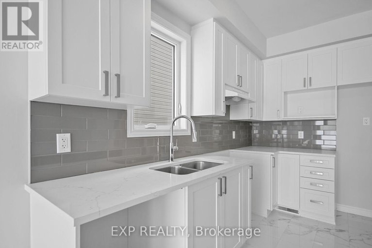 28500323/1922-hawker-private/huntley-ward-south-east/ottawa/ontario/K0A1L0_7