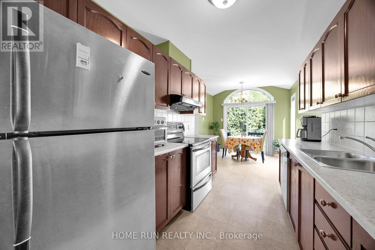 28879109/1629-henri-lauzon-street/chapel-hill/ottawa/ontario/K1C7R7_9