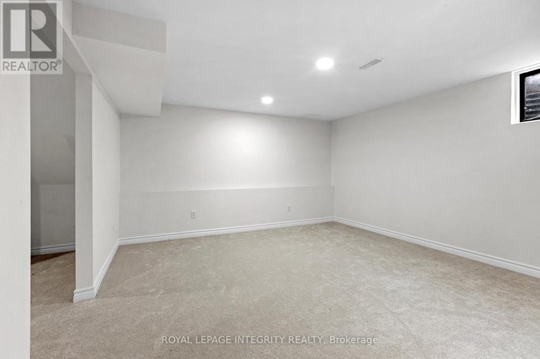 29527327/6368-viseneau-drive/chateauneuf/ottawa/ontario/K1C2J2_30