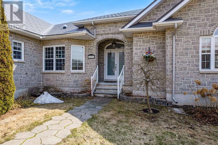 29602825/1111-west-shore-drive/drummond-n-elmsley-drummond-twp/drummondnorth-elmsley/ontario/K7H3C8_6