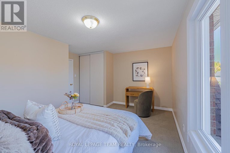 28962046/1650-locksley-lane/beaconwood/ottawa/ontario/K1J1B6_39