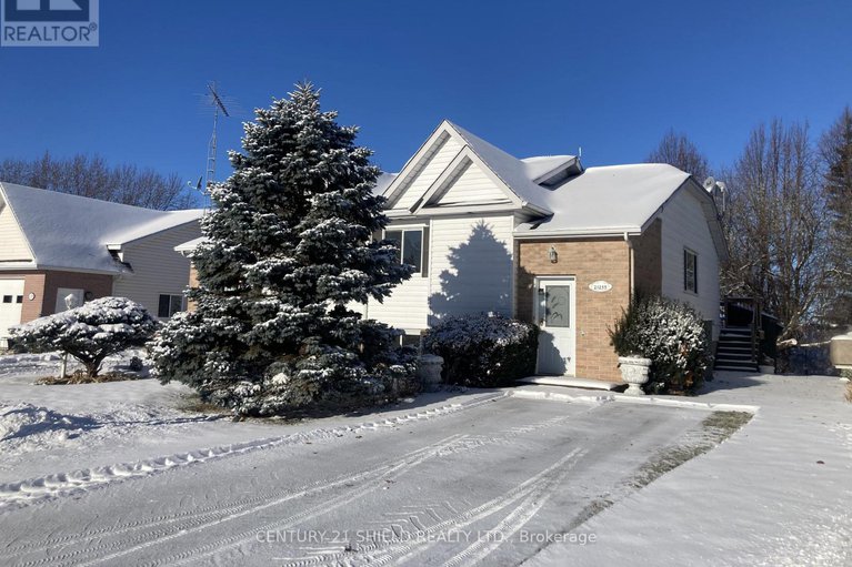 29049744/21255-mcnaughton-court-e/south-glengarry-lancaster-twp/south-glengarry/ontario/K0C1E0_1