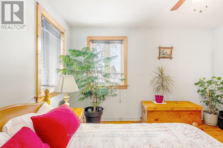 28070954/167-mafeking-avenue/manor-park/ottawa/ontario/K1K2V4_25
