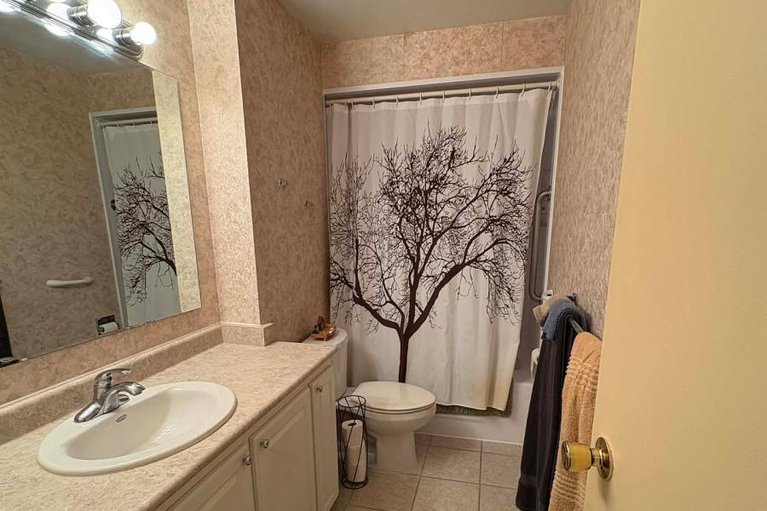 29619261/1217-20-chesterton-drive/borden-farmstewart-farmcarleton-heightsparkwood-hills/ottawa/ontario/K2E6Z7_11