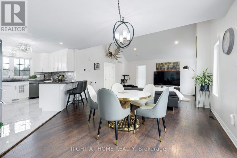 29505106/8833-copeland-road/btwn-franktown-rd-fallowfield-rd/ottawa/ontario/K0A1B0_7