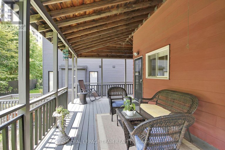 28933677/96-prince-albert-street/overbrookcastle-heights/ottawa/ontario/K1K2A1_31