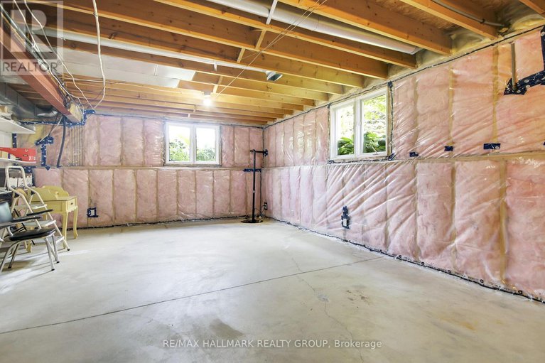 28655668/1721-carsonby-road-e/manotick-south-to-roger-stevens/ottawa/ontario/K0A2E0_38