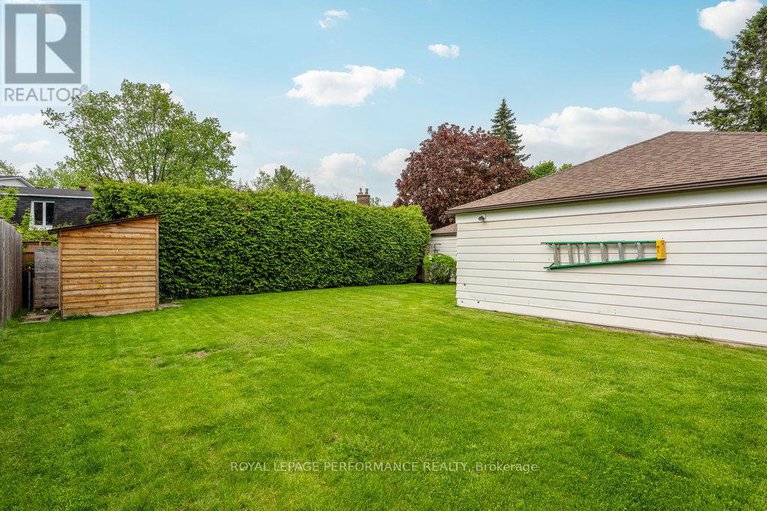27687403/1932-marquis-avenue/ottawa/ontario/K1J8J2_44