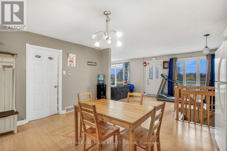 29083454/4837-county-road-14-road/east-hawkesbury-twp/hawkesbury/ontario/K0B1P0_9