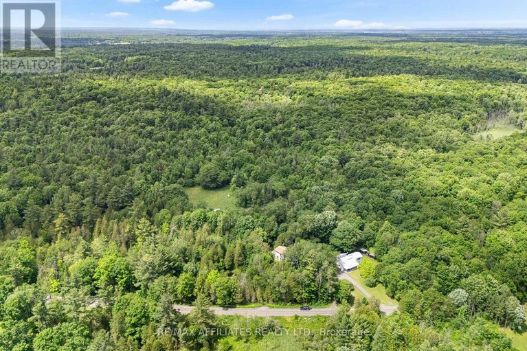 29023925/1655-old-perth-road/mississippi-mills-ramsay-twp/mississippi-mills/ontario/K0A1A0_4