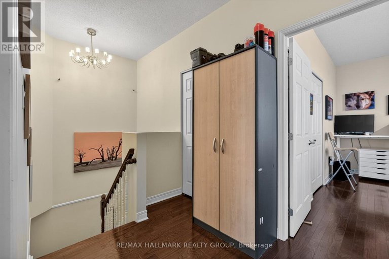 29682835/1401-134-york-street/lower-townbyward-market/ottawa/ontario/K1N1K8_31