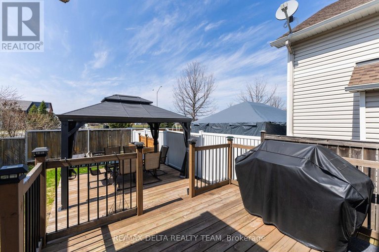 29647825/2164-sojourn-street/notting-hillsummerside/ottawa/ontario/K4A4E2_38