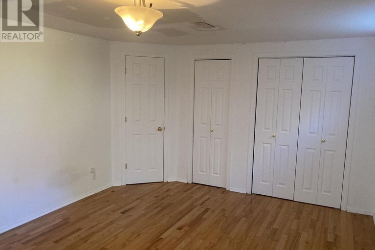 29049744/21255-mcnaughton-court-e/south-glengarry-lancaster-twp/south-glengarry/ontario/K0C1E0_12