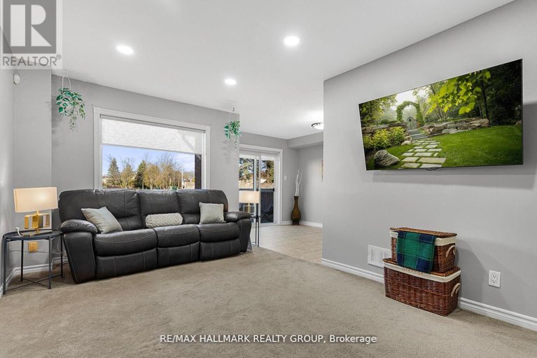 29386053/93-cedarock-drive/bridlewood/ottawa/ontario/K2M2H5_3