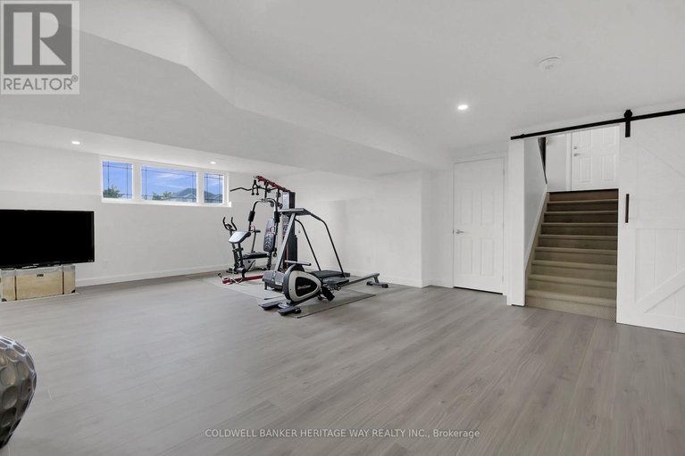 29034500/218-owen-lucas-street/mcnabbraeside-twps/mcnabbraeside/ontario/K7S3G8_32