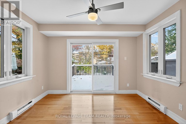 29121392/405-hamilton-avenue-s/civic-hospital/ottawa/ontario/K1Y1C9_12