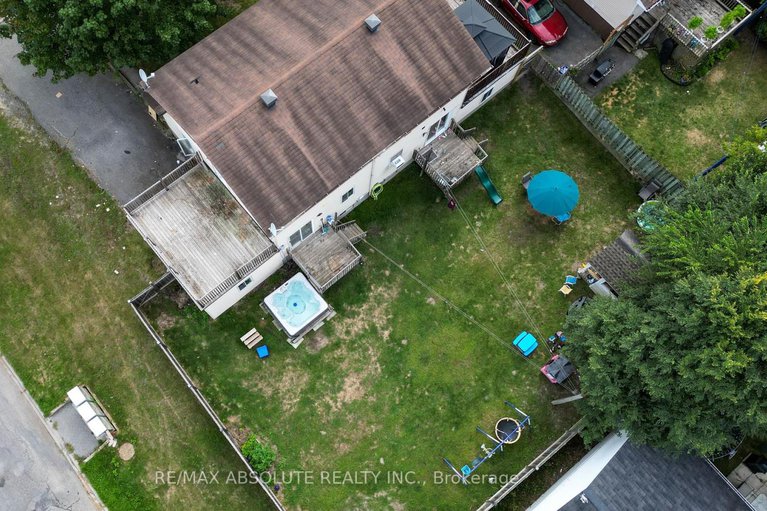 29123129/294-therese-avenue/town-of-rockland/clarence-rockland/ontario/K4K1G9_25