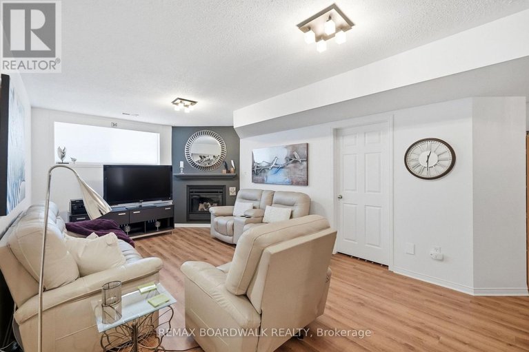 29595630/1600-henri-lauzon-street/chapel-hill/ottawa/ontario/K1C7R6_33