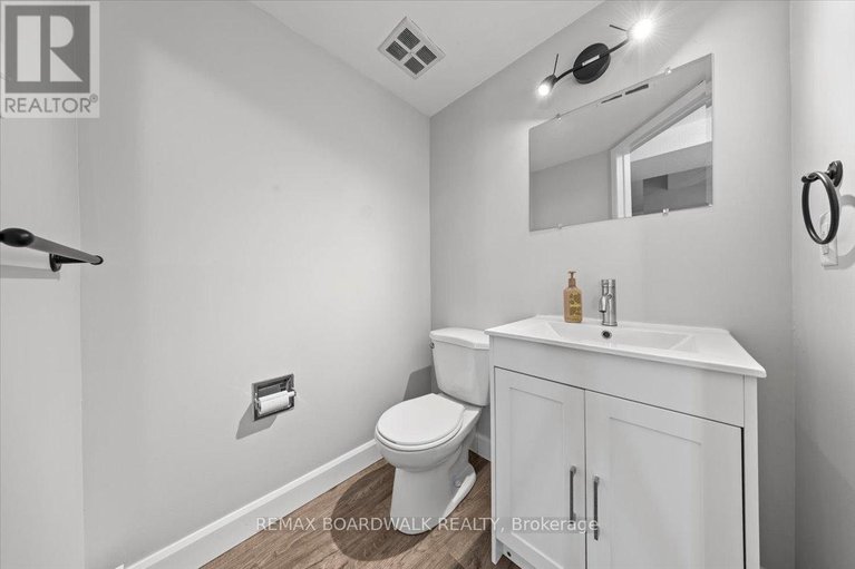 29445162/1513-thurlow-street/fallingbrookridgemount/ottawa/ontario/K4A2K9_9